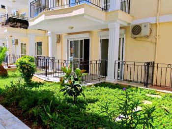 İngiliz Sitesinde Satılık Eşyalı Daire 