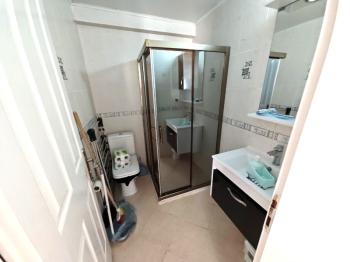 İngiliz Sitesinde Satılık Eşyalı Daire 