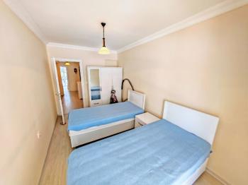 İngiliz Sitesinde Satılık Eşyalı Daire 