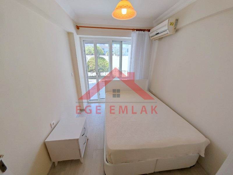 İngiliz Sitesinde Satılık Eşyalı Daire 
