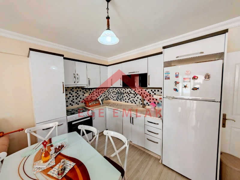 İngiliz Sitesinde Satılık Eşyalı Daire 
