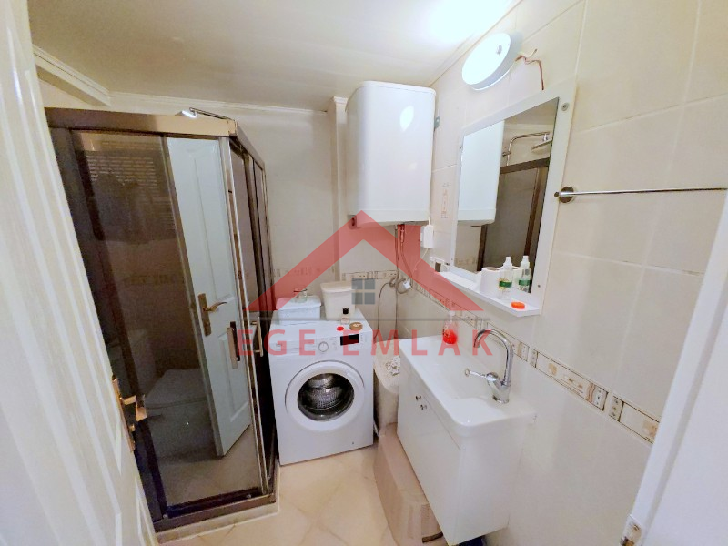 İngiliz Sitesinde Satılık Eşyalı Daire 