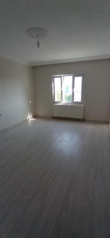 3+1 D.gazlı Yeni Tertemiz Daire