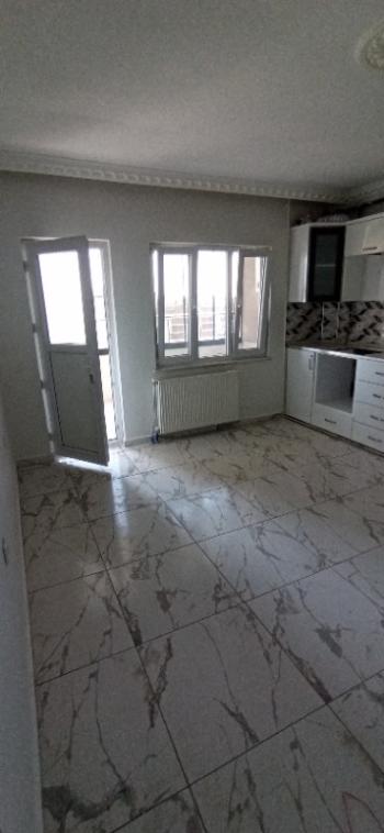 3+1 D.gazlı Yeni Tertemiz Daire