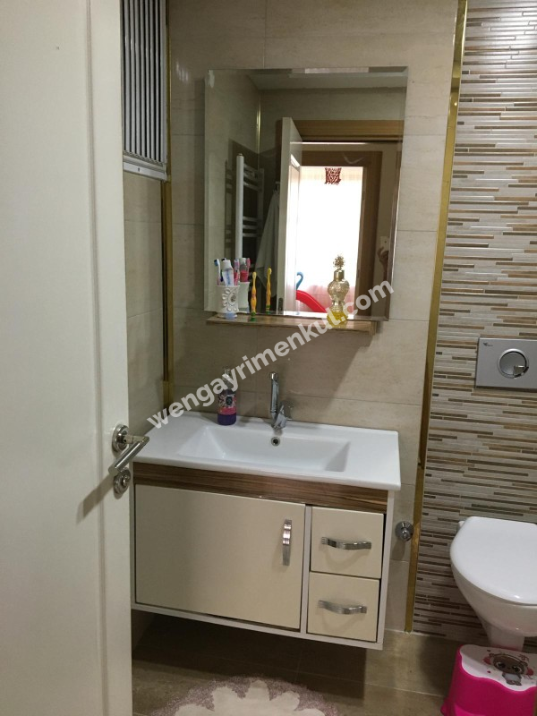 Batman'ın En Merkezi Yerinde 3+1 170m² kiralık Daire