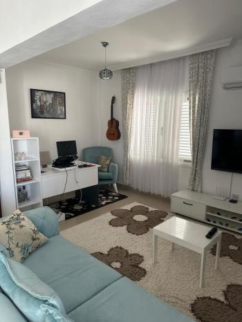 MAĞUSA DUMLUPINARDA FIRSAT NİTELİĞİNDE ÜST KATTA EŞYASIZ 3+1 DAİRE