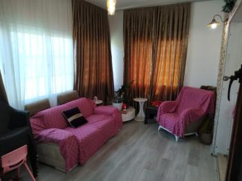 MAĞUSA YENİBOĞAZİÇİNDE BAHÇELİ HAVUZ YAPIMINA UYGUN SATILIK MÜSTAKİL