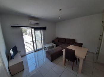 MAĞUSA KALILAND BÖLGESİNDE DAÜ VE DURAKLAR YAKINI EŞYALI KİRALIK 2+1 DAİRE