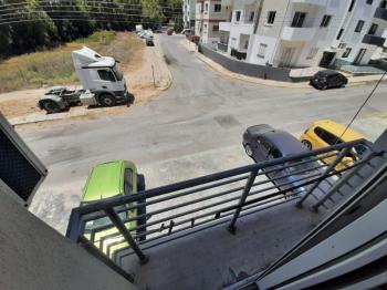 MAĞUSA KALILAND BÖLGESİNDE DAÜ VE DURAKLAR YAKINI EŞYALI KİRALIK 2+1 DAİRE