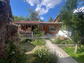 GÜVENAY - İÇERİDERE BAĞLARINA GELMEDEN 287 M² ARSA + BAĞ