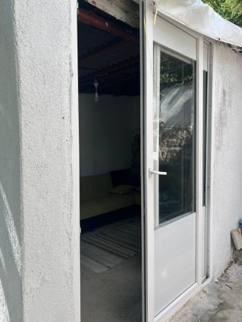 GÜVENAY - İÇERİDERE BAĞLARINA GELMEDEN 287 M² ARSA + BAĞ