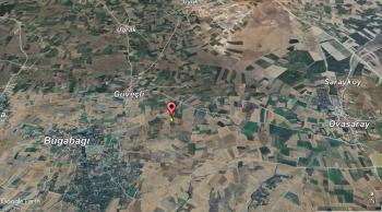 GÜVENAY - ÇORUM OVASARAY - GÜVEÇLİ ARASI 1,600 M² SATILIK TARLA 