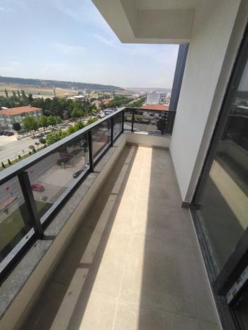 Güvenay - Çorum Erol Olçok Eğitim Araştırma Hastanesi Yakını 1+1 Satılık