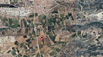 GÜVENAY - ÇORUM CEMİLBEY YOLU DALGIÇLAR ÇİFTLİK İLERİSİ 11,910 M² TARLA