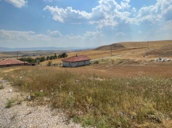 GÜVENAY - ÇORUM KAPAKLI ARKASI TEK TAPU 272 M² ARSA