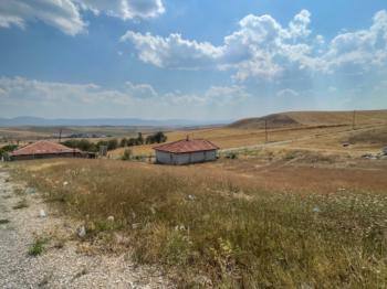 GÜVENAY - ÇORUM KAPAKLI ARKASI TEK TAPU 272 M² ARSA