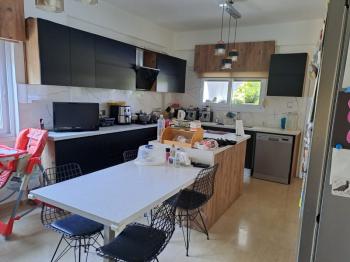 LEFKOŞA KKAYMAKLI BÖLGESİNDE SATILIK 2+1 ZEMİN DAİRE