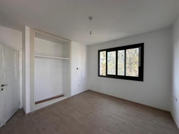 LEFKOŞA YENİŞEHİR BÖLGESİNDE YENİ SIFIR SATILIK 2 + 1 LÜX PENTHOUSE