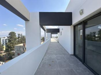 LEFKOŞA YENİŞEHİR BÖLGESİNDE YENİ SIFIR SATILIK 2 + 1 LÜX PENTHOUSE