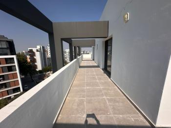 LEFKOŞA YENİŞEHİR BÖLGESİNDE YENİ SIFIR SATILIK 2 + 1 LÜX PENTHOUSE