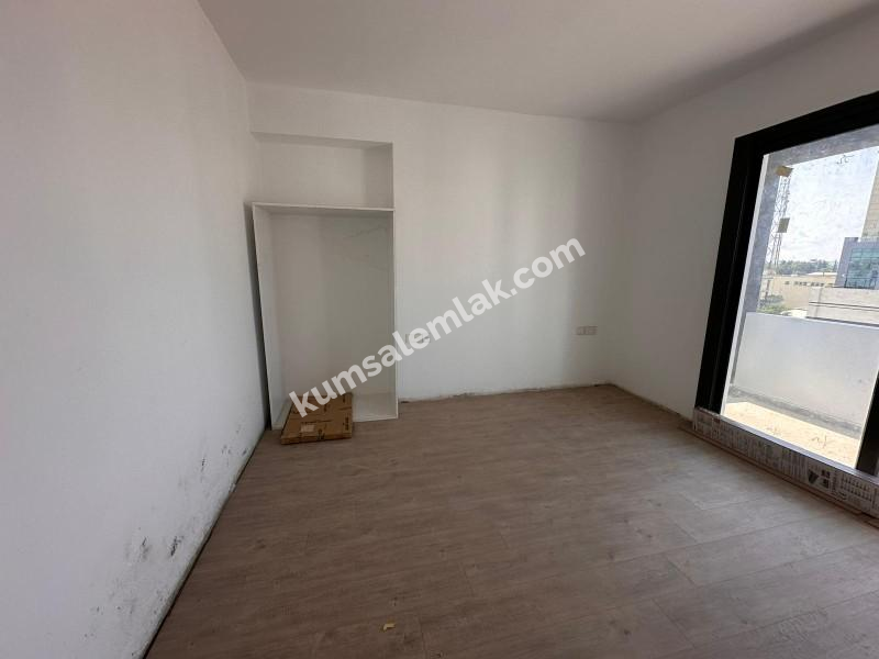 LEFKOŞA YENİŞEHİR BÖLGESİNDE YENİ SIFIR SATILIK 2 + 1 LÜX PENTHOUSE
