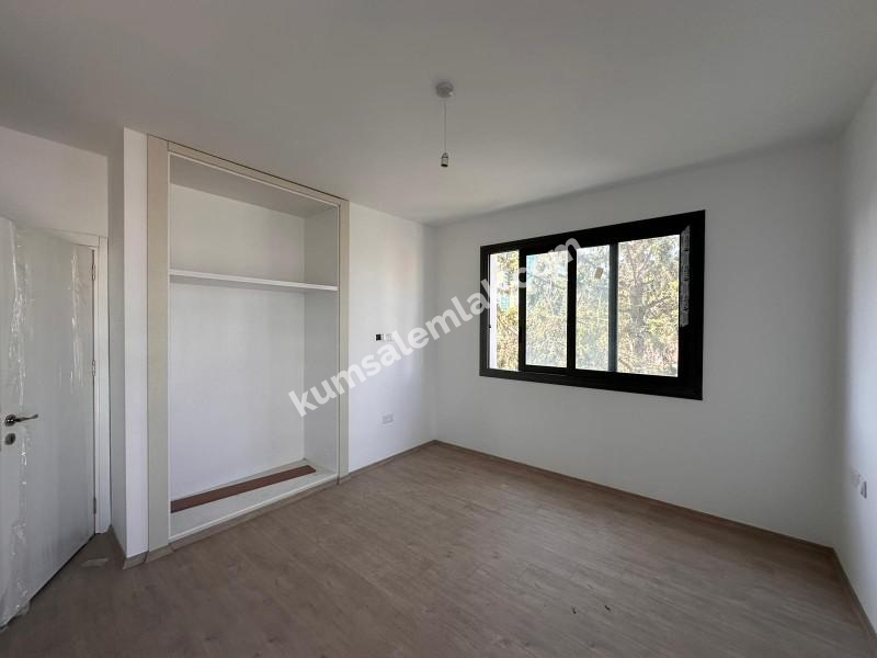 LEFKOŞA YENİŞEHİR BÖLGESİNDE YENİ SIFIR SATILIK 2 + 1 LÜX PENTHOUSE