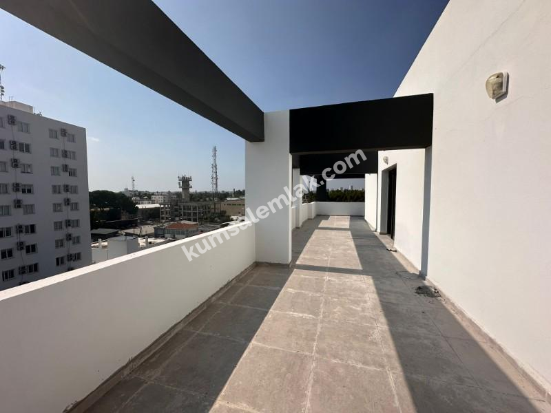 LEFKOŞA YENİŞEHİR BÖLGESİNDE YENİ SIFIR SATILIK 2 + 1 LÜX PENTHOUSE