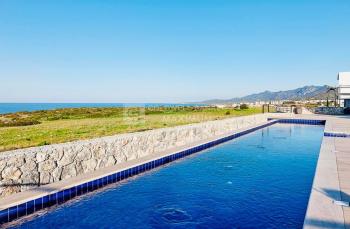  Kıbrıs Girne Esentepe De Denize Sıfır Full Deniz Manzaralı Muhteşem 3+1 Villalar