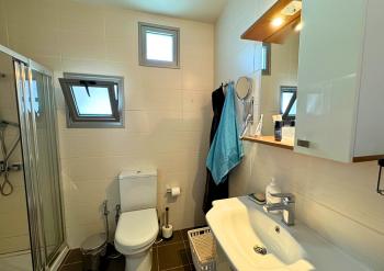 Kıbrıs Girne Amerikan Üniversitesi Çevre Yolu Üzerinde 915 M2 Arsa İçerisinde 4+1 Satılık Havuzlu Villa