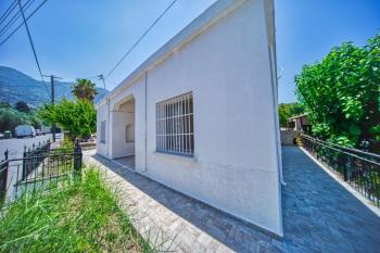 Girne Lapta'da Kiralık 3+1 Müstakil Ev