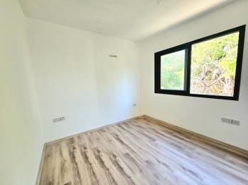 KKTC Girne Merkezde Ofis İzinli Satılık 2+1 Daire