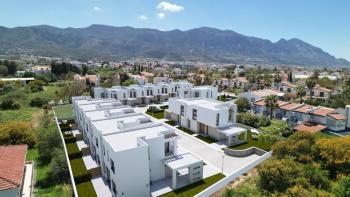  Kıbrıs Girne Alsancak Bölgesinde Satılık 3+1 İkiz Villalar
