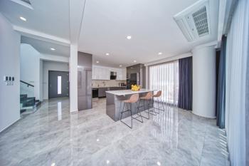 Girne Bellapais Bölgesinde, Türk Malı, Triplex, 5+2, Yüzme Havuzlu Satılık Lüks Villa