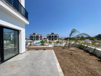 Girne Alsancak Bölgesinde Deniz Manzaralı 2+1 Bahçeli Daire!