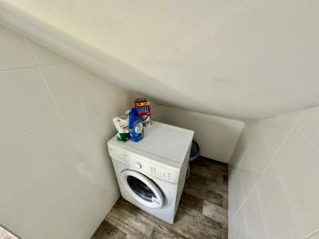 Girne Alsancak'ta 4+1, Modern Tasarım, Geniş Bahçeli Satılık Villa
