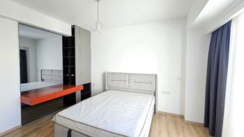 Zeytinlik bölgesinde, Muhteşem Dağ manzarali,  Bahçeli kiralık lüks 3+1 Vill