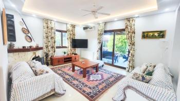 Girne Bellapais Bölgesinde Özel Havuzlu ve Peyzajlı Kiralık 4+1 Villa