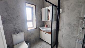 Girne Bellapais Bölgesinde Özel Havuzlu ve Peyzajlı Kiralık 4+1 Villa
