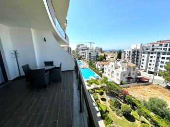Deniz Manzaralı 3+1 Lüks Daire, Yüzme Havuzlu Akacan Elegance Sitesi, Girne Merkez