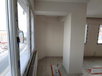 Antre Emlak'tan Kız Öğrenciye ,Memura Ful Eşyalı Kiralık 2+1, Doğalgazlı İçi Yapılı 3 Cepheli Ferah Daire