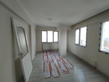 Antre Emlak'tan Kız Öğrenciye ,Memura Ful Eşyalı Kiralık 2+1, Doğalgazlı İçi Yapılı 3 Cepheli Ferah Daire