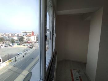 Antre Emlak'tan Kız Öğrenciye ,Memura Ful Eşyalı Kiralık 2+1, Doğalgazlı İçi Yapılı 3 Cepheli Ferah Daire