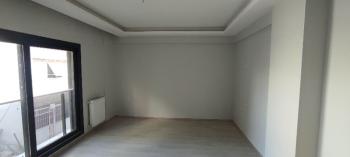 Antre Emlak'tan Satılık Bahçelievler'de Hastane Yanı Otoparklı Doğalgazlı 2+1, Arakat Yeni Daire