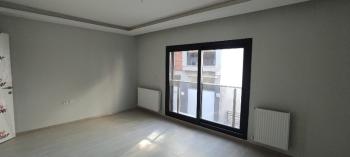 Antre Emlak'tan Satılık Bahçelievler'de Hastane Yanı Otoparklı Doğalgazlı 2+1, Arakat Yeni Daire