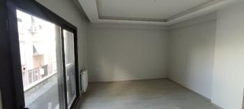 Antre Emlak'tan Satılık Bahçelievler'de Hastane Yanı Otoparklı Doğalgazlı 2+1, Arakat Yeni Daire