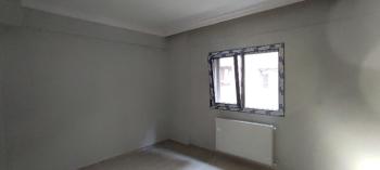 Antre Emlak'tan Satılık Bahçelievler'de Hastane Yanı Otoparklı Doğalgazlı 2+1, Arakat Yeni Daire