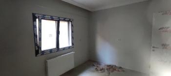 Antre Emlak'tan Satılık Bahçelievler'de Hastane Yanı Otoparklı Doğalgazlı 2+1, Arakat Yeni Daire