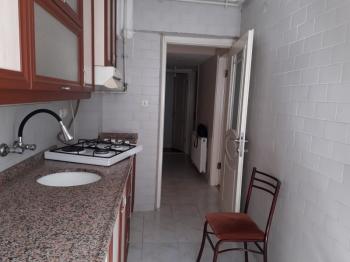 Antre Emlak'tan Satılık  Bahçelievler'de  2+1, Doğalgazlı Bakımlı Ara Kat Daire
