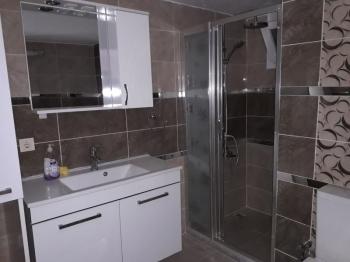 Antre Emlak'tan Satılık  Bahçelievler'de  2+1, Doğalgazlı Bakımlı Ara Kat Daire