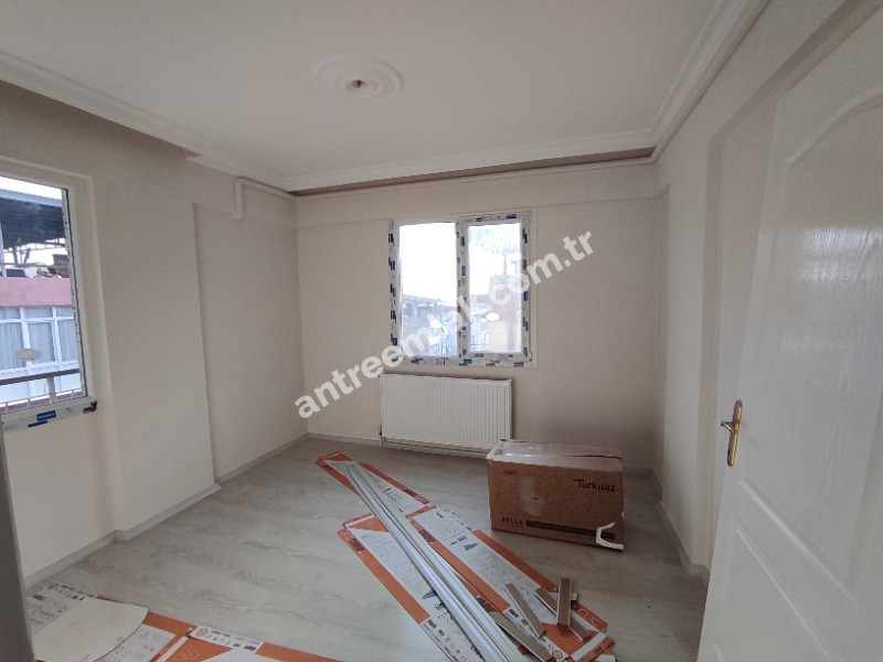 Antre Emlak'tan Kız Öğrenciye ,Memura Ful Eşyalı Kiralık 2+1, Doğalgazlı İçi Yapılı 3 Cepheli Ferah Daire